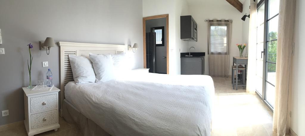 Etoile De Saint Paul Apartment Room photo